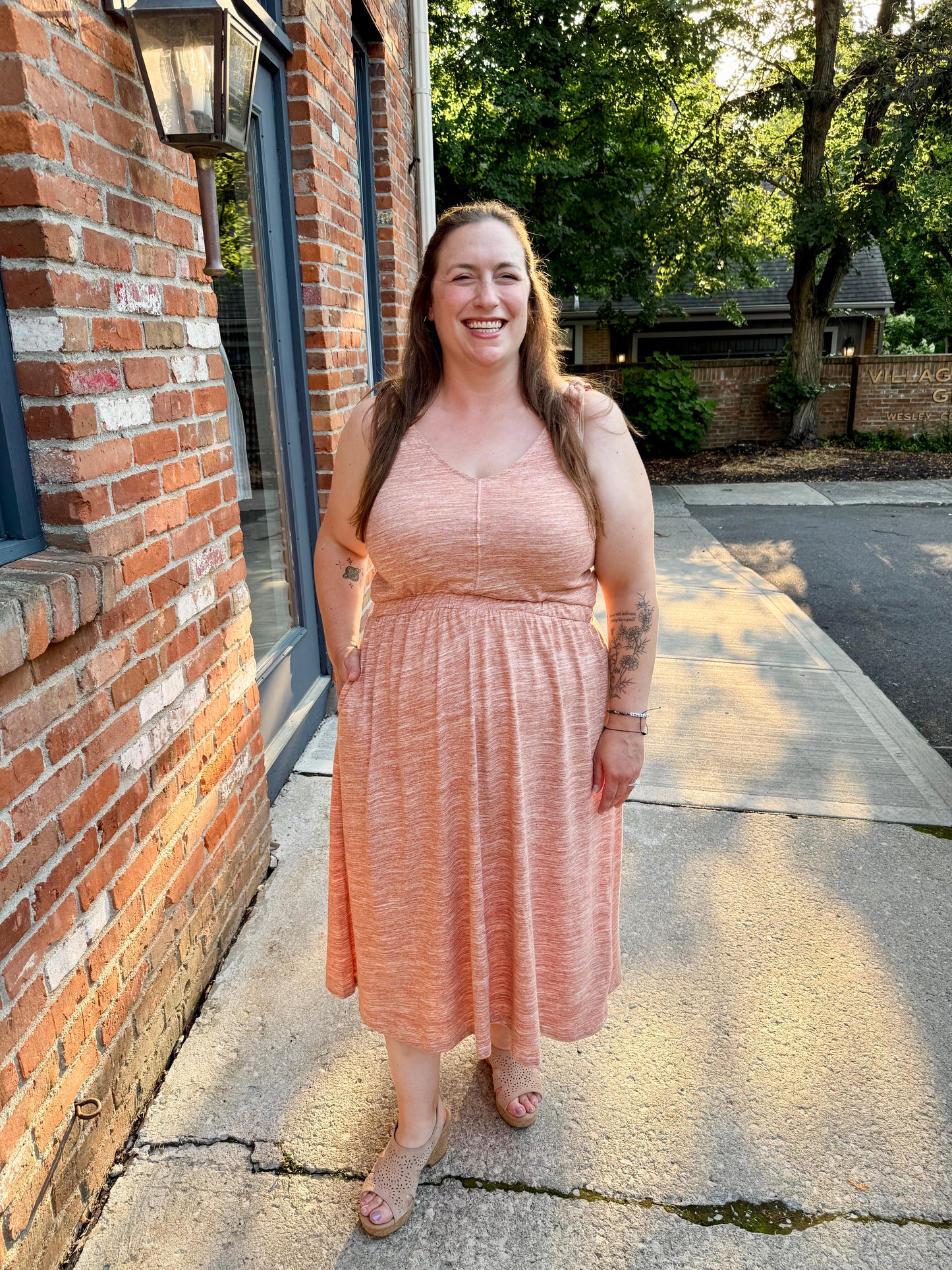 Shoulder Tie knit dress