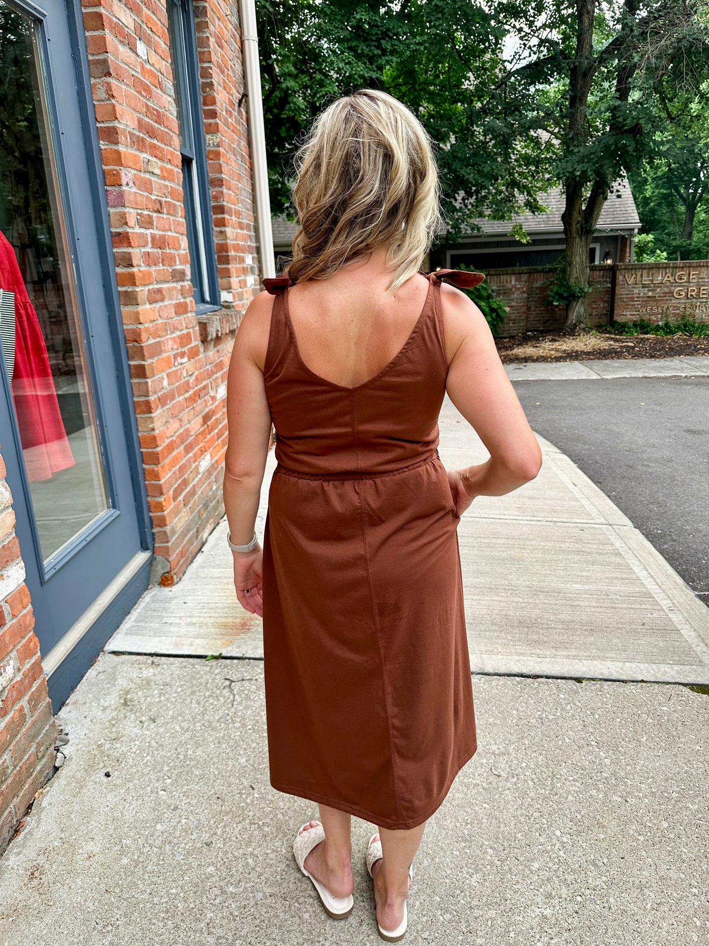 Shoulder Tie knit dress
