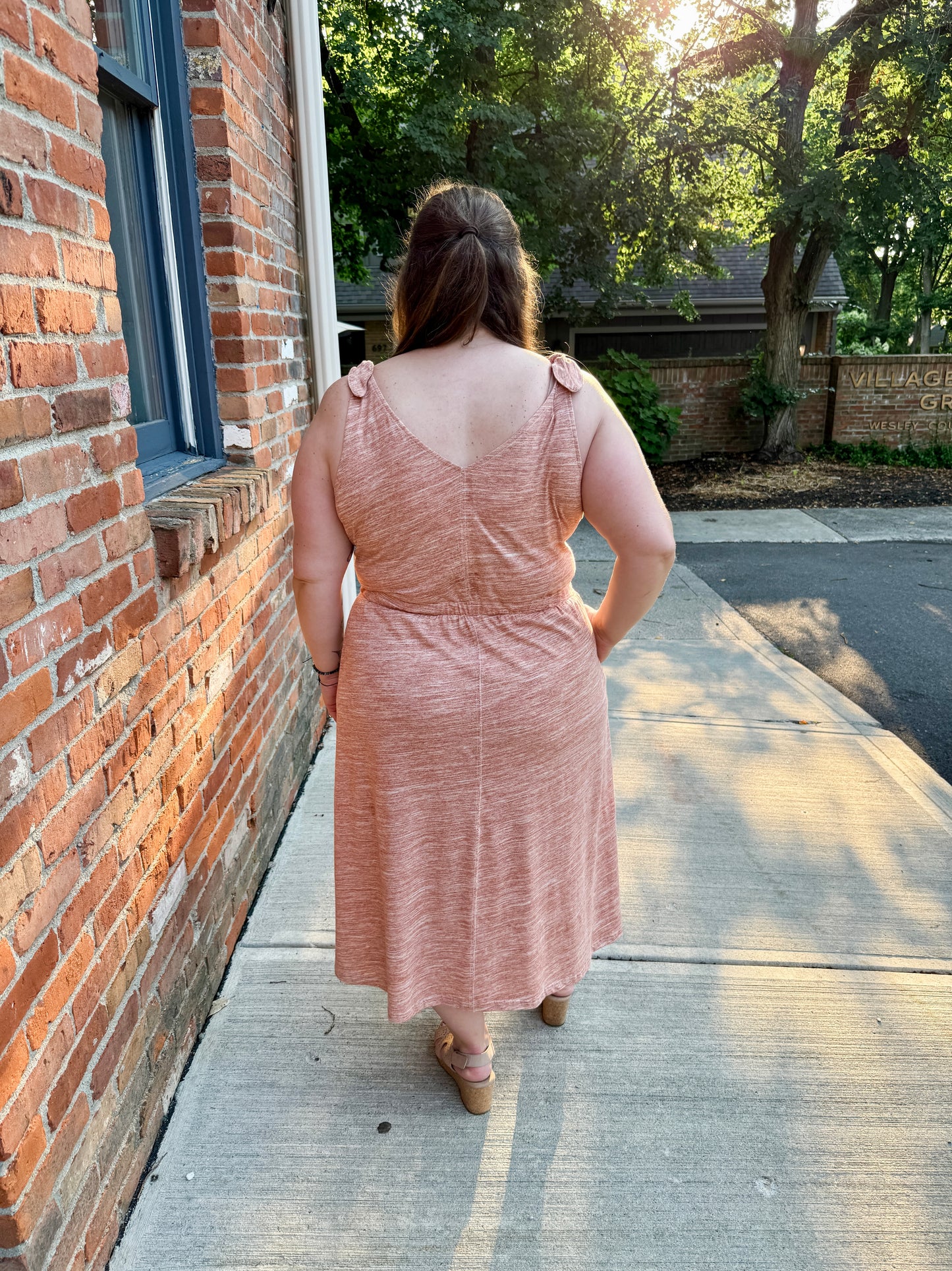 Shoulder Tie knit dress