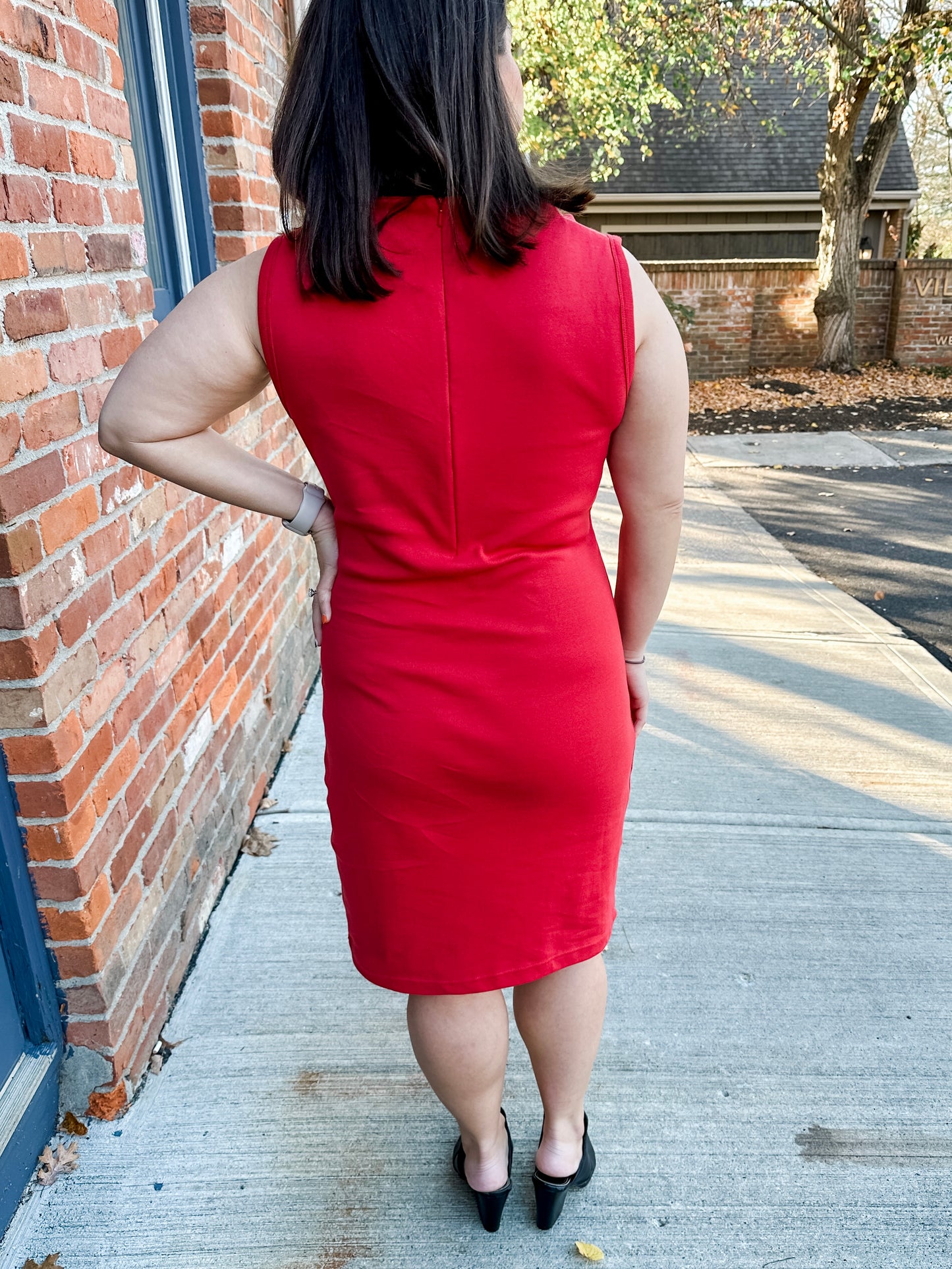 Soho Dress – Chic & Versatile Women’s Dress – Flattering Ruched Waist for All Sizes and Body Types – Short Draped Cowl Mock Neckline for a Sophisticated Look – Made from Soft Surplus 100% Cotton Knit 1x1 Fabric – Medium Weight with Light Stretch for Smooth, Comfortable Wear – Sleeveless Design with Cuff Trim – Tidy Back Zipper for Easy Styling – Available in 4 Colors: red, Sizes XS-3X – Perfect to Pair with a Cardigan, Sherpa Jacket, or Knit Blazer – effortless and stylish.