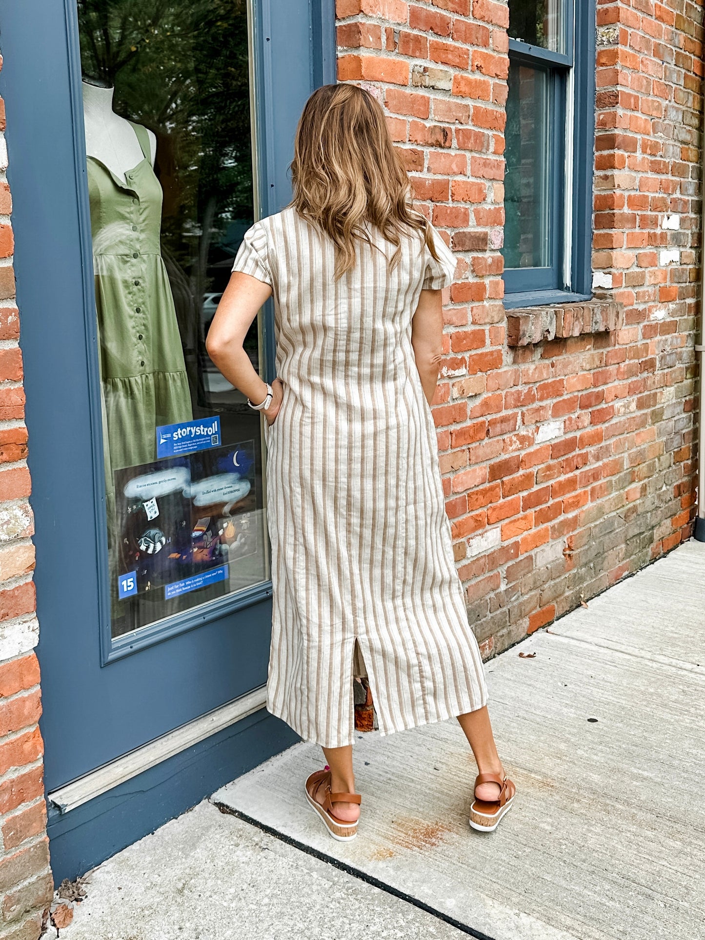 Chloe Button-Down Dress