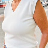 sleeveless knit vest top