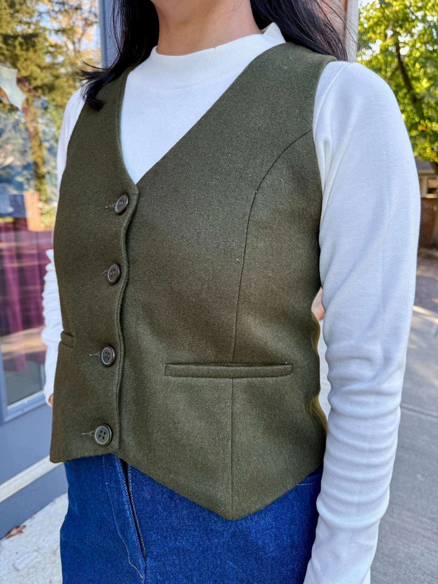 Button-Front Vest (rifle green)