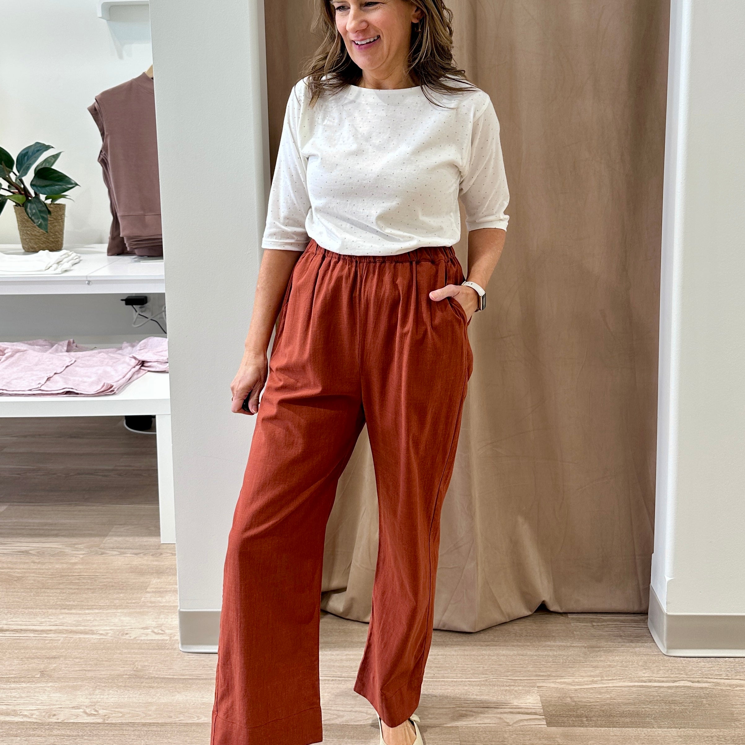 Pull-On Linen Pant