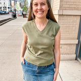 sleeveless knit vest top