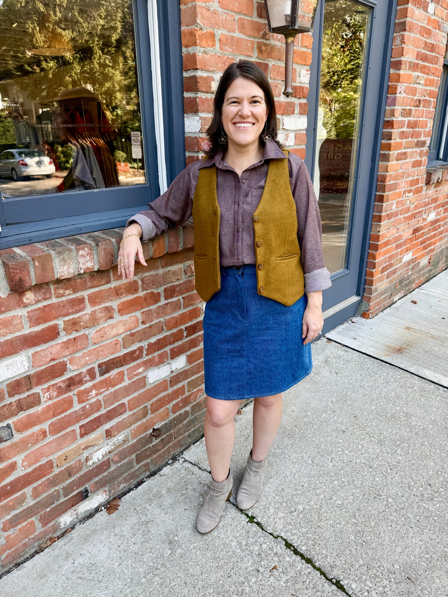 Button-Front Vest (camel)
