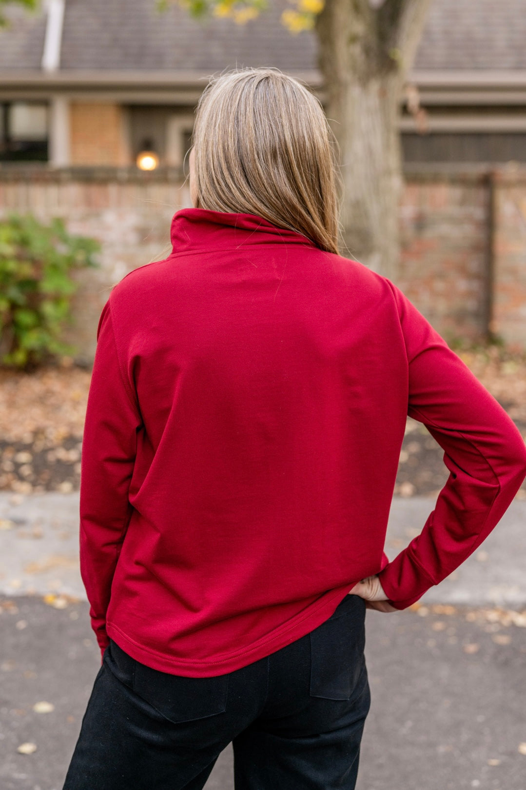 Twist Neck Pull-Over