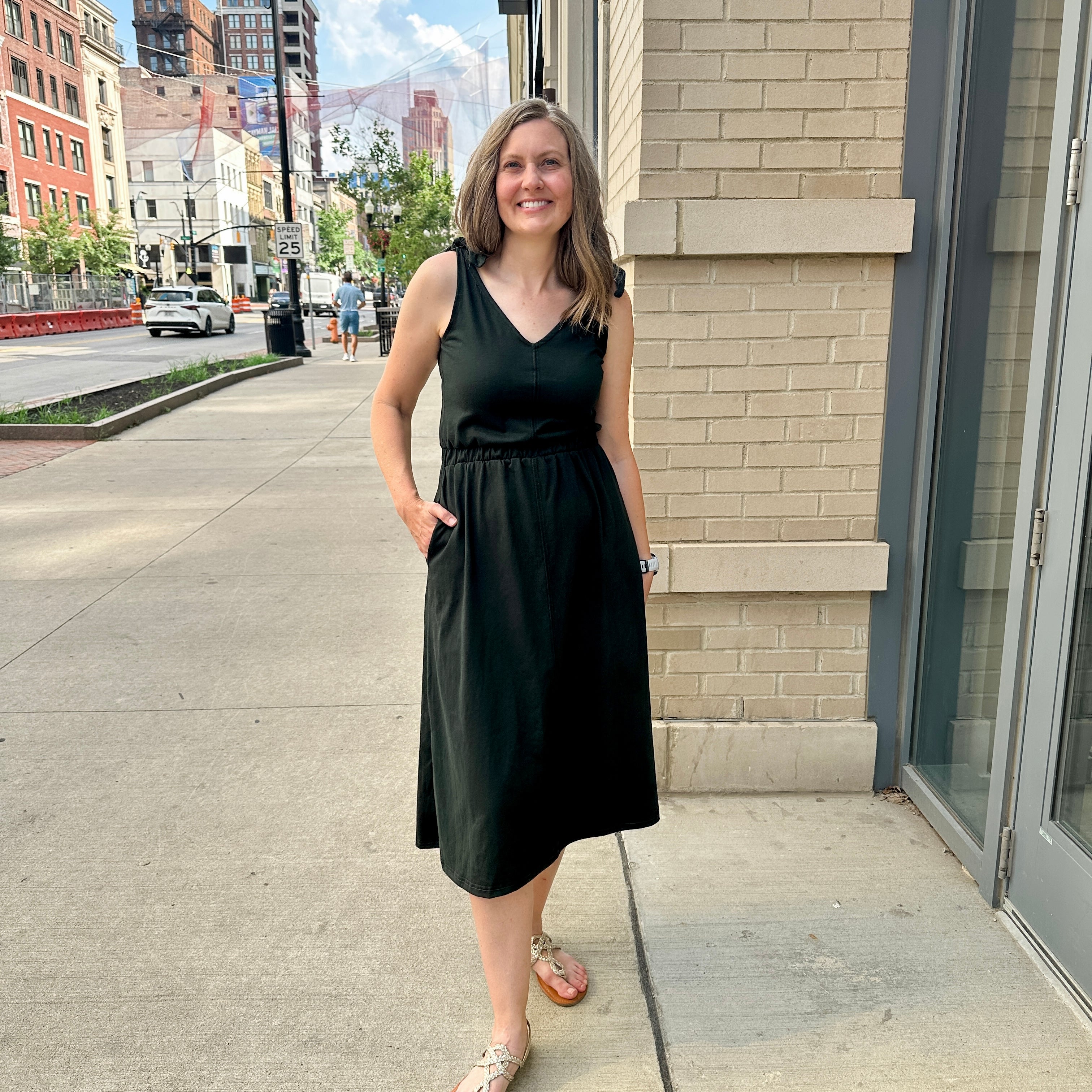 Shoulder Tie knit dress