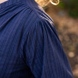 Donna Collarless Blouse