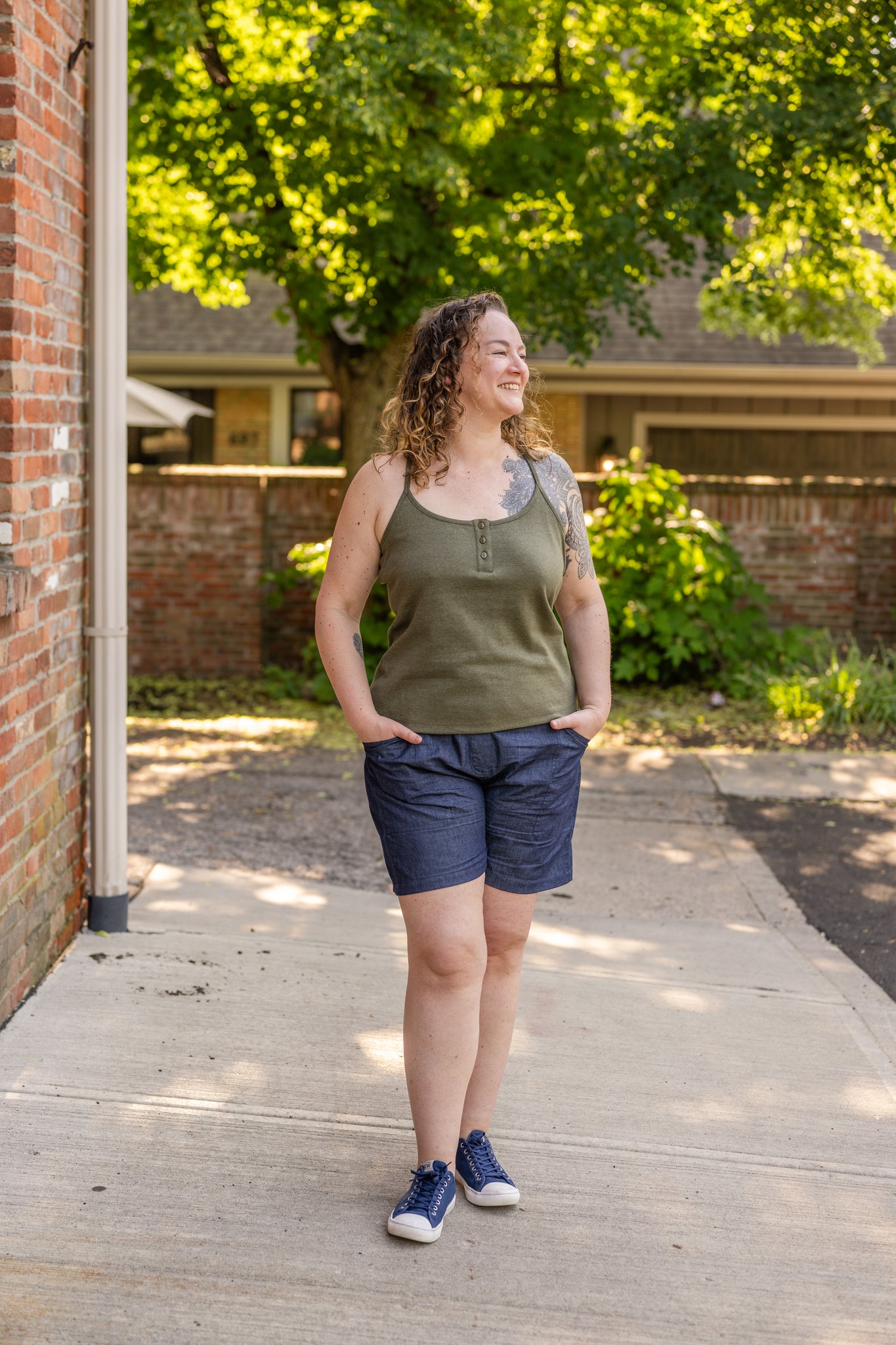 Cross Back Button Tank