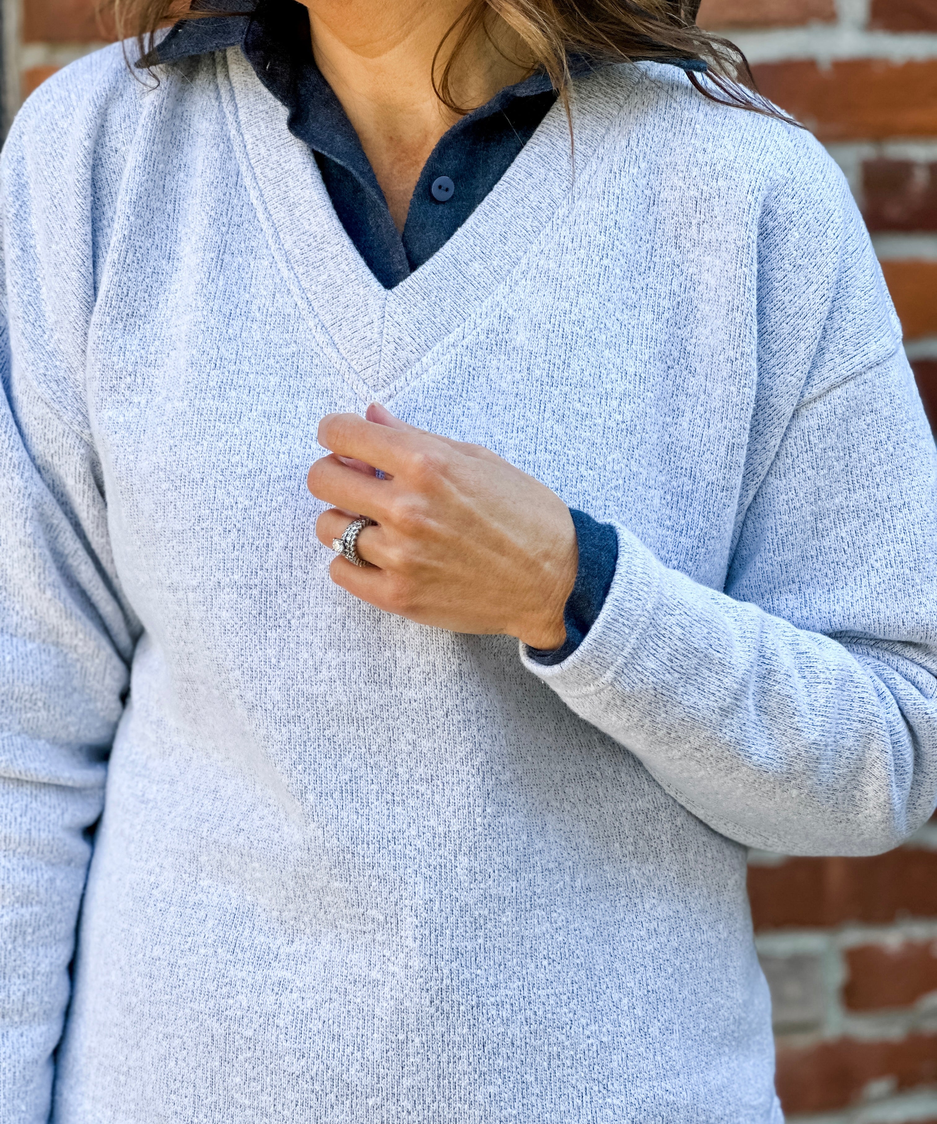 Fleece V-Neck Pull-Over