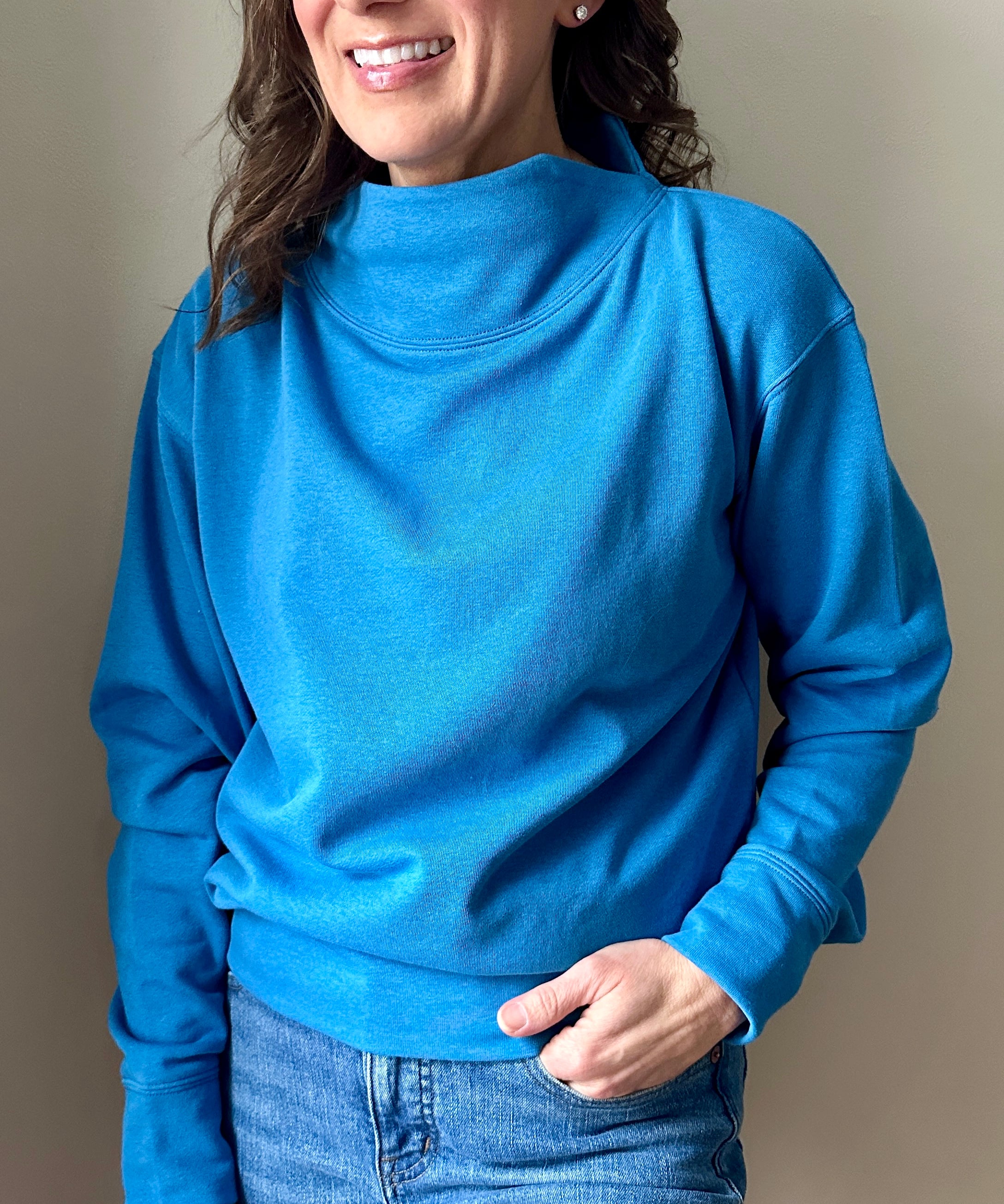 Notched Mock Pull Over