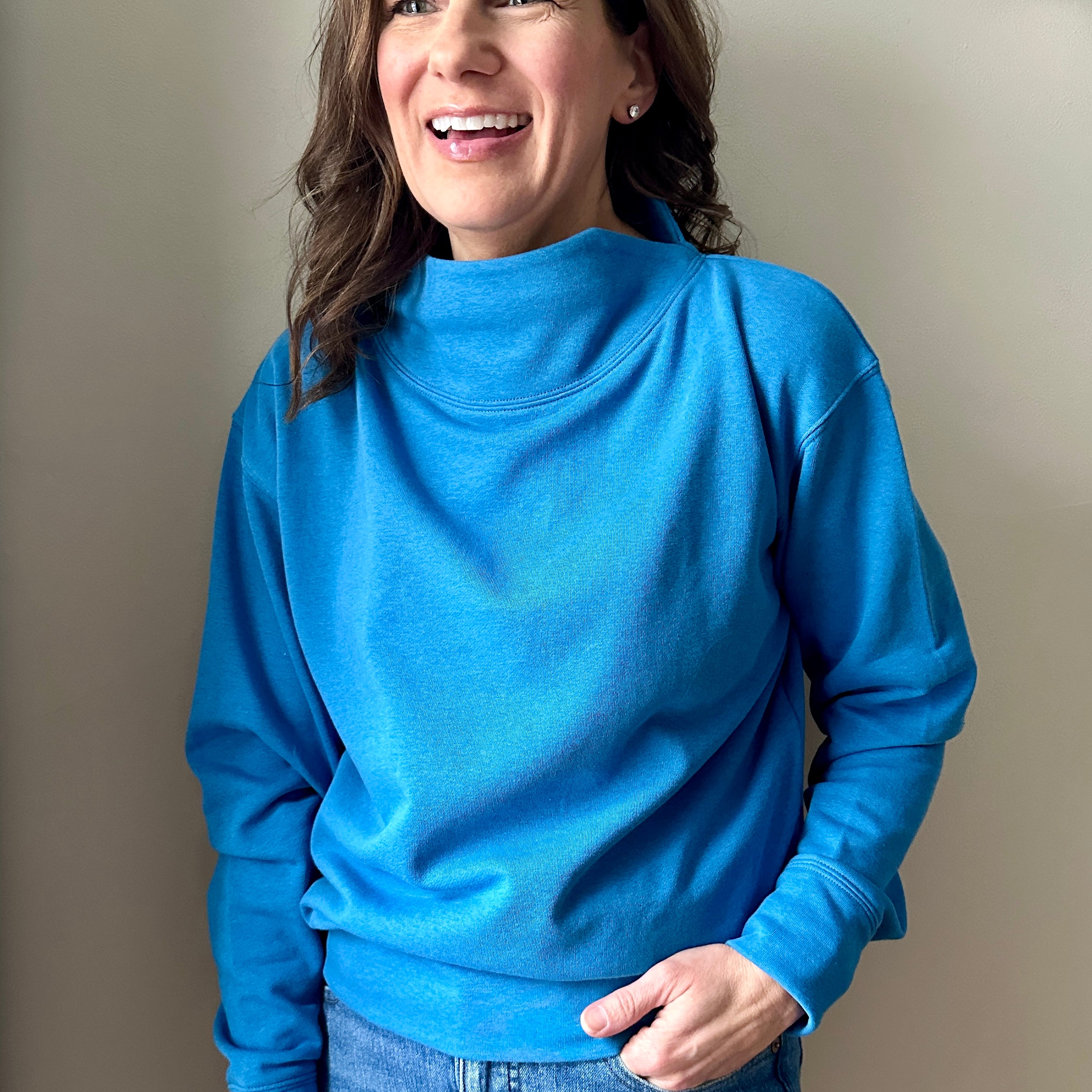 Notched Mock Pull Over