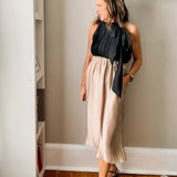 Sleeveless Pleated Top - Black